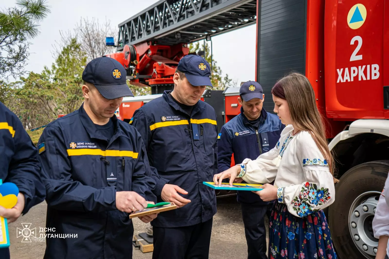 учні ліцею дякують рятувальникам ДСНС