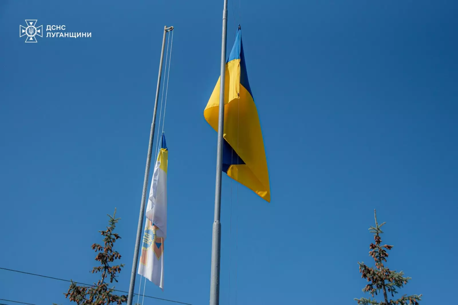 Рятувальники Луганщини вшанували памʼять загиблих Героїв