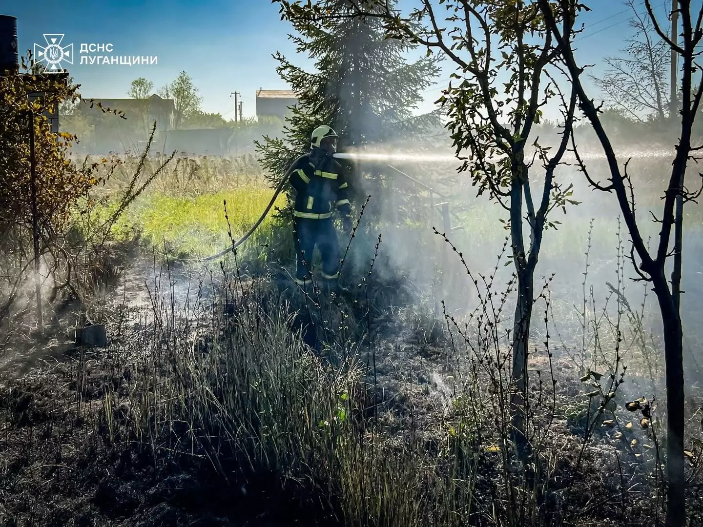 На Харківщині ліквідували пожежу на відкритій території