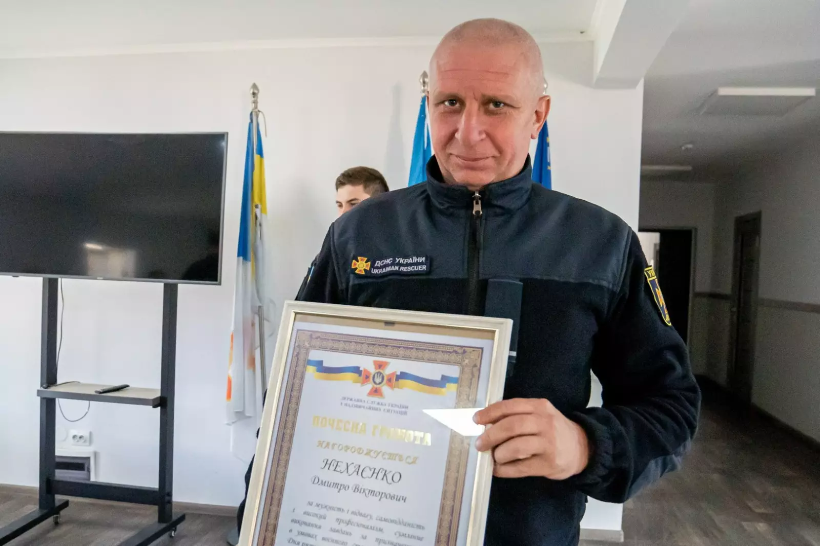Керівництво Аварійно-рятувального загону спеціального призначення ГУ ДСНС України у Луганській області привітало наших рятувальників